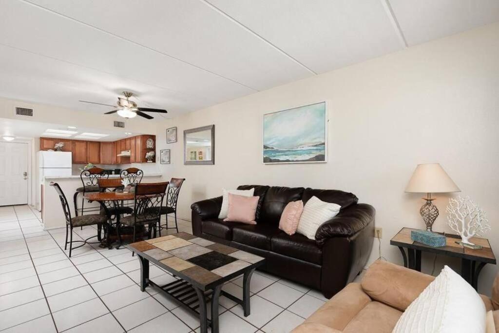 2 Bed 2 Bath Condo By Beach With Resort Pool サウス・パドリー・アイランド エクステリア 写真